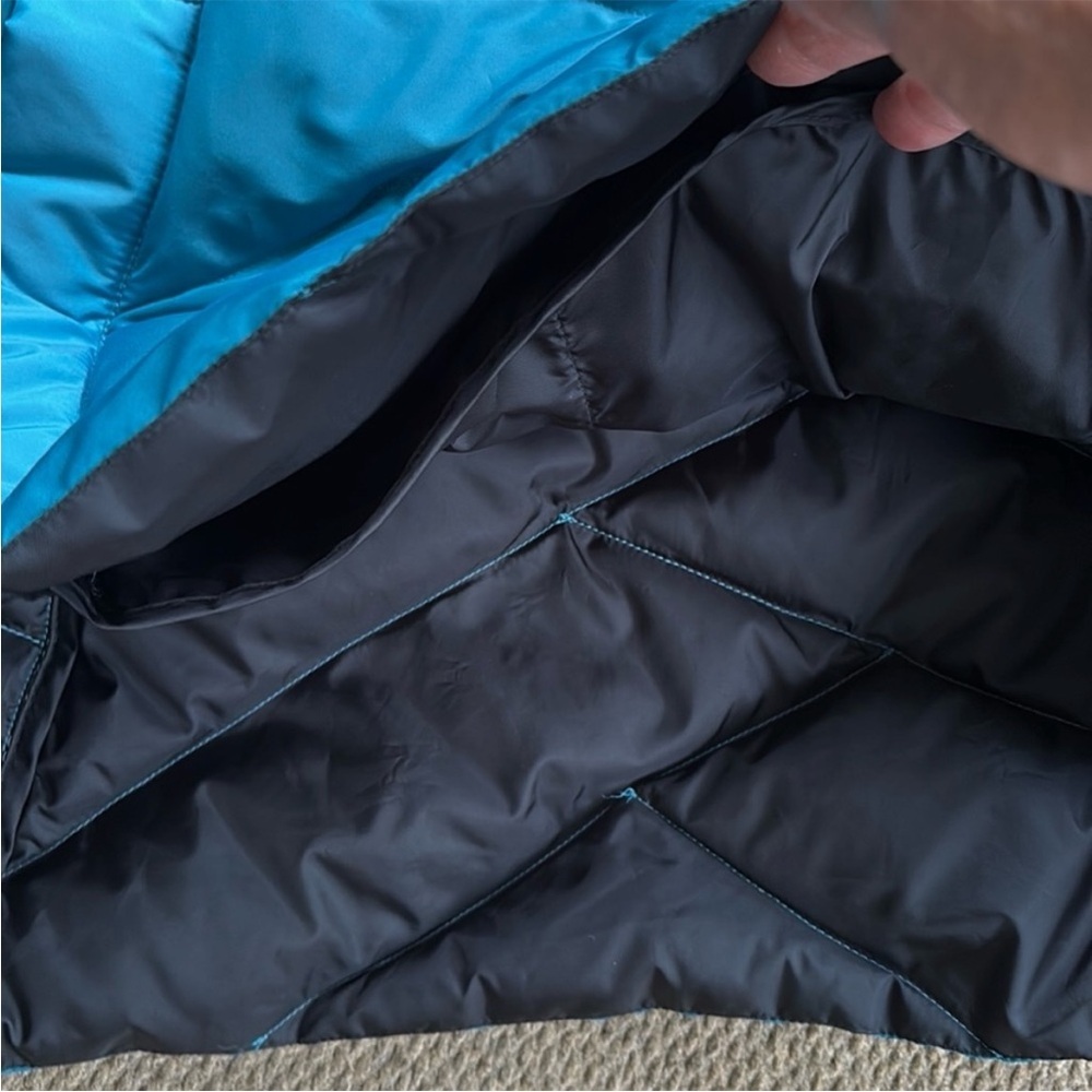 NWT NAU Allee Pullover Down Jacket 650
Fill Blue Size XS - Picture 13 of 15